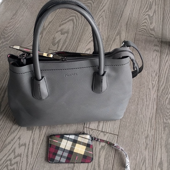 Beautiful grey bag by Joanel✴️✴️✴️✴️🌸 - Picture 4 of 12